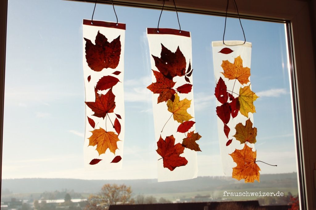 anleitung-Fensterbild-mit-Herbstlaub-basteln-kinder