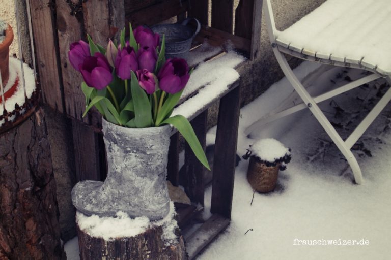 Upcycling-Idee-Gummistiefel-beton-Vase