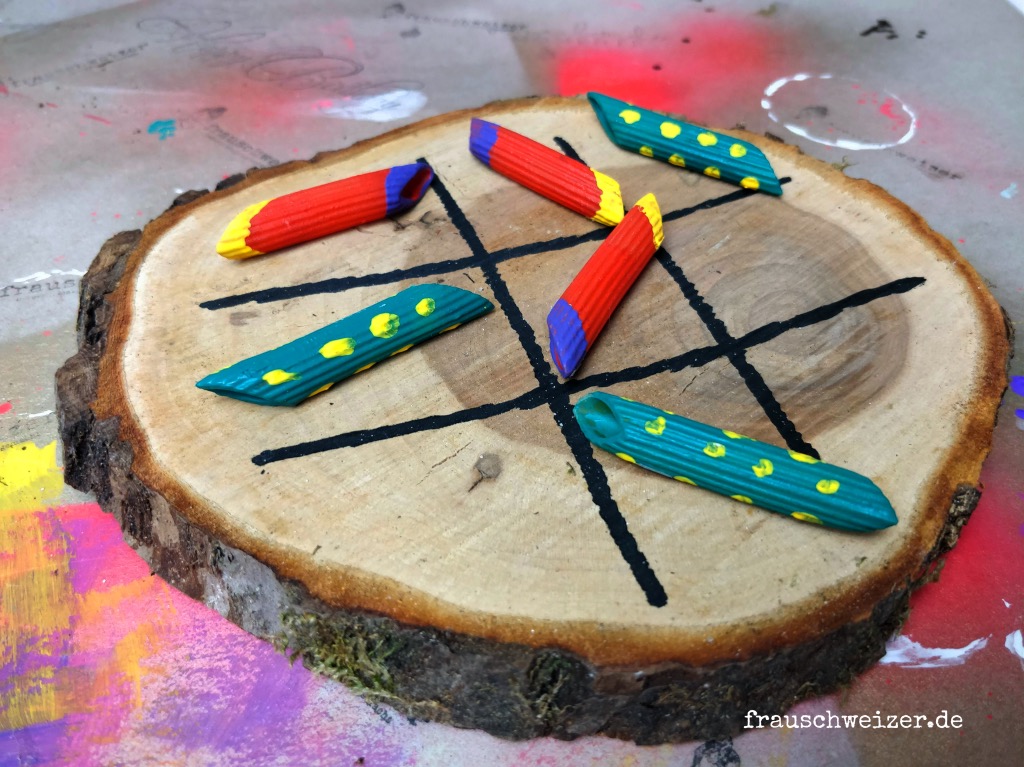 Kinderspiel Tic Tac Toe selber gestalten