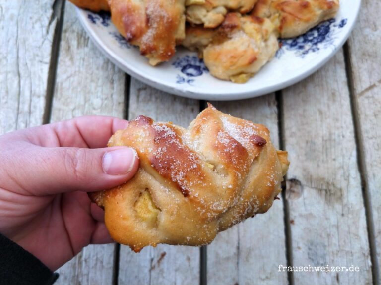 Apfelbällchen-backen